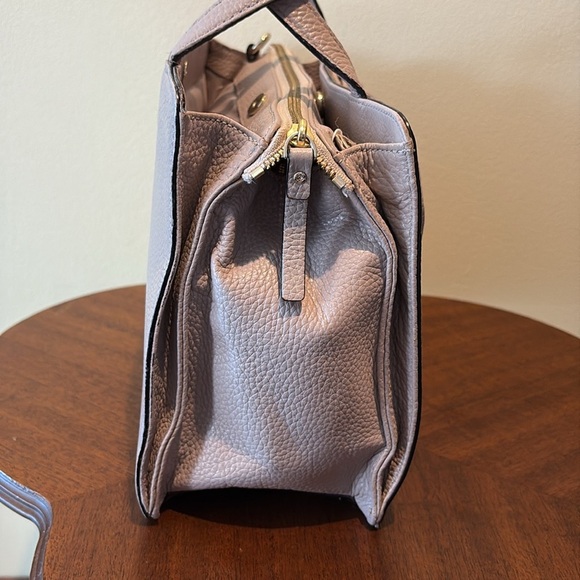 Kate Spade  Satchel  Crossbody bag pebbled leather  pinkish gray  bowfront  EUC - Picture 4 of 16